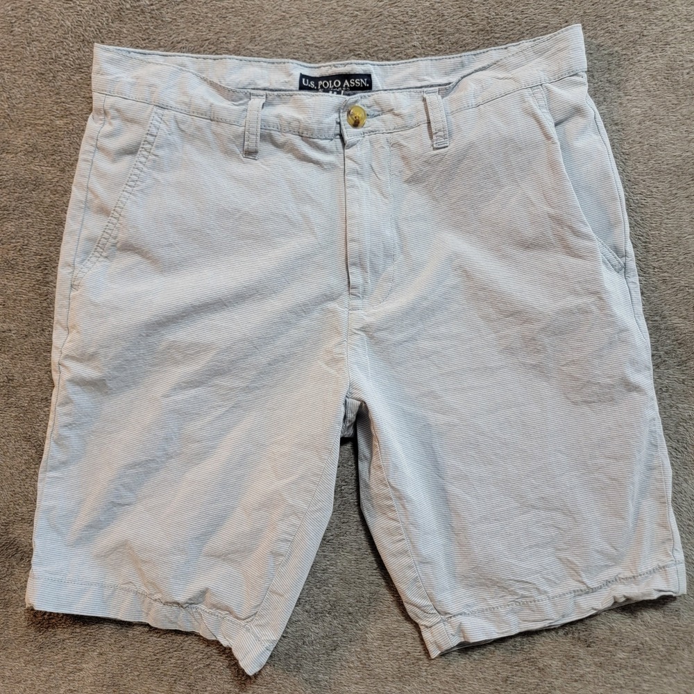 U.S. Polo Assn Men's Light Blue & White Striped  Lightweight  Cotton Shorts W 32